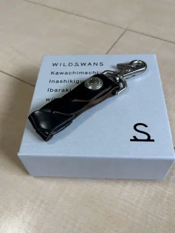 WILDSWANS 브레이드 쉘 코도반 블랙