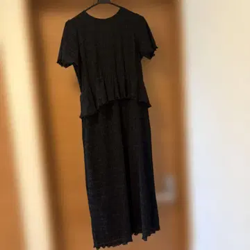 Maison Echelle 에어리 셔링 원피스