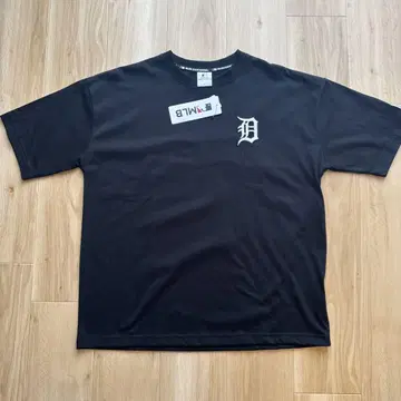 MLB 공식 디트로이트 타이거스 티셔츠 L 사이즈 자수 로고