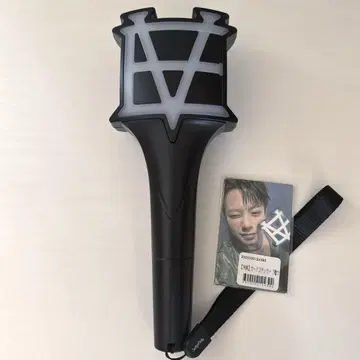 EVNNE 공식 응원봉 혜택 스티커 포함