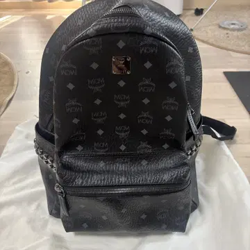 엠씨엠 백팩