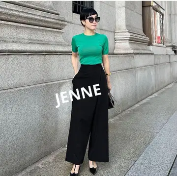 JENNE 그린 반팔 상의 M 사이즈