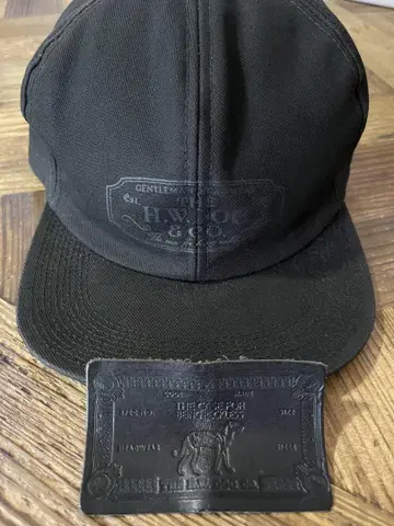 THE H.W.DOG&CO. 한정판 캡