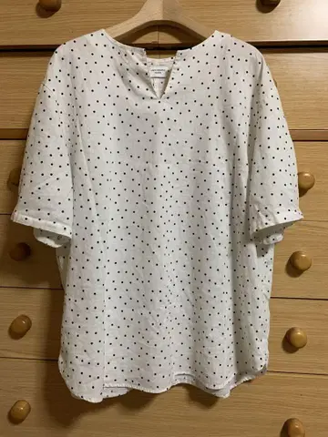 어반 리서치 도어즈 린넨 코튼 블라우스 도트