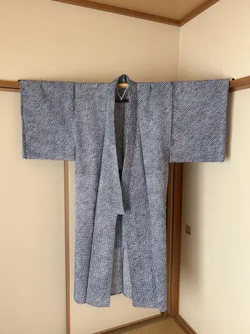 남성용 소매를 짜서 만든 유카타와 오비 세트