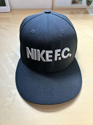 나이키 F.C. 블랙 캡