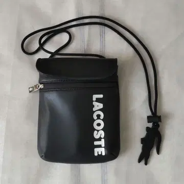 LACOSTE 라코스테 브랜드 네임 로고 스마트폰 파우치 블랙