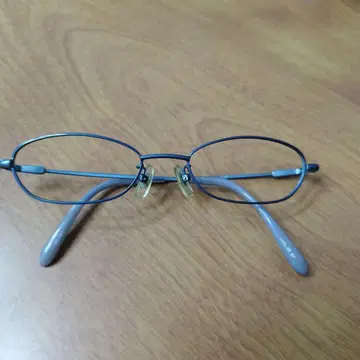 메탈 안경 프레임만