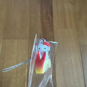 헬로키티 신슈 한정판 토끼 사과
