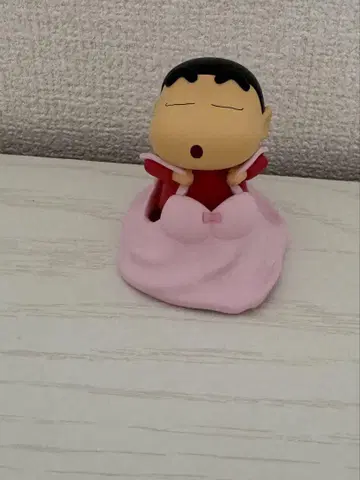 크레용 신짱 피규어