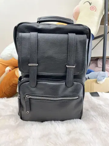 합성 피혁 캐주얼 백팩