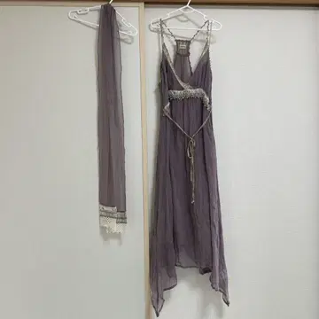 퍼플 슬리브리스 드레스 스카프 포함