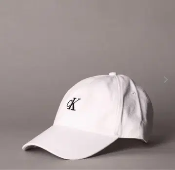 cK 로고 캡 화이트