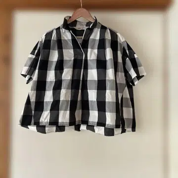체크 블라우스
