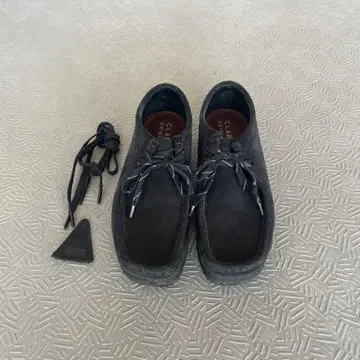 Clarks Wallabee 왈라비 블랙 스웨이드 25.0cm