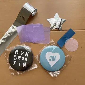 RUN SEOKJIN 캔뱃지 2개 BTS 진