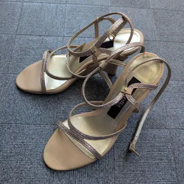 스텔라 핀 랜디 골드 스트랩 샌들 23cm
