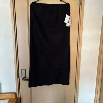 Willow 블랙 롱 스커트
