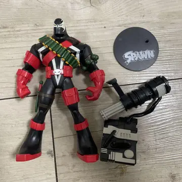 코만도 스폰 피규어