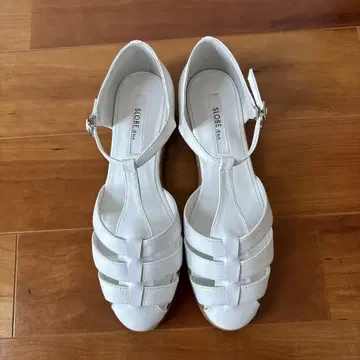 SLOBE IENA 샌들 240 시로