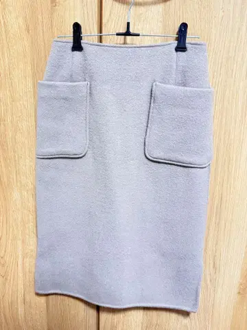 내로우 스커트 울 슬릿 백 지퍼 핑크 그레이지 더스티