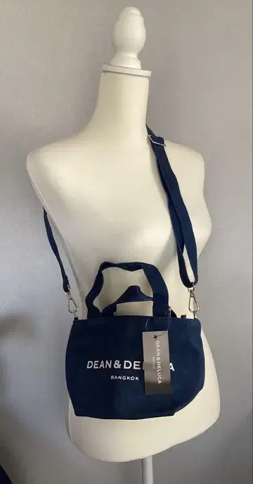 DEAN & DELUCA 페티 토트백 다크 블루