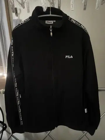 휠라 저리