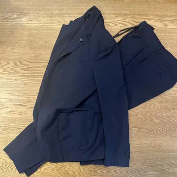 LARDINI 네이비 패커블 셋업 48 플라워 핑