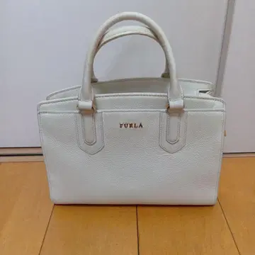FURLA 2WAY 화이트 가죽 핸드백
