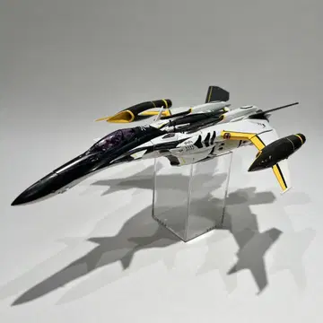 DX 초합금 YF-29 슈퍼 듀란달 발키리 (30주년 기념 컬러)