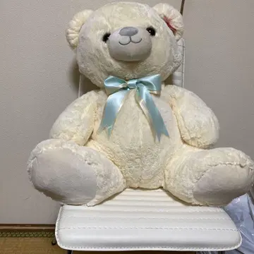곰 봉제 인형, 화이트