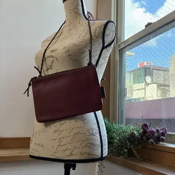 일본제 와인색 가죽 숄더백 사코슈 천연 가죽 미니 숄더백