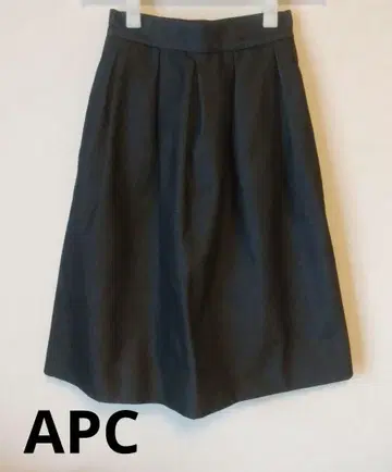 새상품급 A.P.C 아페쎄 데님 스커트 블랙
