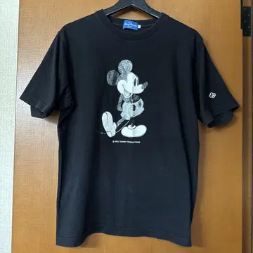 디즈니 미키 티셔츠 L