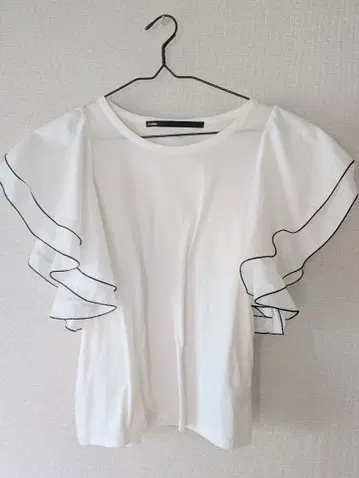 미사용 새상품 뮬러 오브 요시오쿠보 프릴 티셔츠 36 일본제
