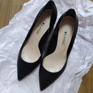 DIANA 블랙 펌프스 23.5cm