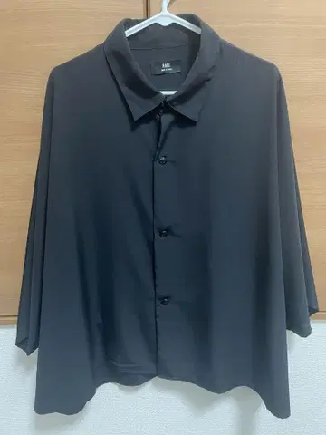 HARE 돌먼 빅 셔츠 블랙