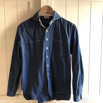 O.J. Tailoring & Co. 도트 무늬 긴팔 셔츠