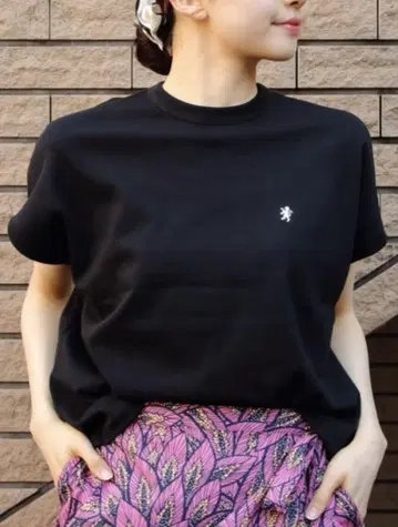CREW NECK SLEEVELESS P.O. 블랙 14