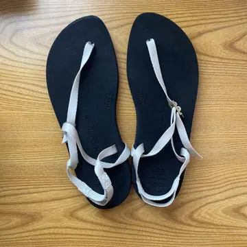뷰티풀 슈즈 BEAUTIFULSHOES 샌들 24cm