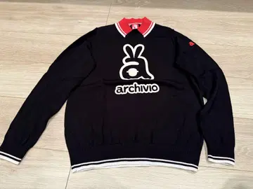 archivio 토끼 로고 니트 스웨터