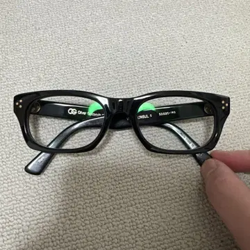 Oliver Goldsmith 올리버 골드스미스 바이스 네이비-s