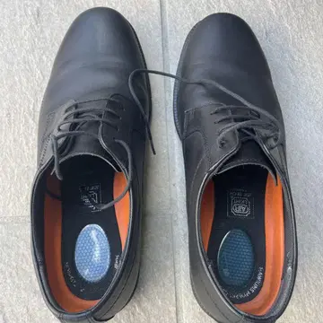 새상품급 남성용 가죽 신발 25.5cm/41 사이즈