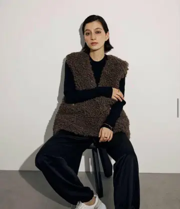 CLORE+ 푸들 베스트 차콜 그레이