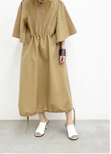 CLOCHE 드로스트 원피스