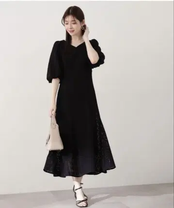 프로포션 바디 드레싱 벌룬 슬리브 레이스 원피스 블랙