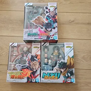 SHFiguarts 미도리야 이즈쿠 & 바쿠고 카츠키 피규어 세트