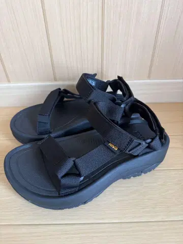 Teva 허리케인 XLT2 앰프 밑창 (통굽 타입)