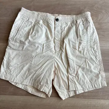 maillot 아이보리 숏 팬츠 4개 버튼