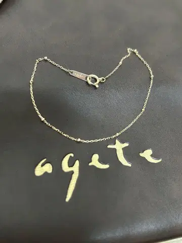 아가트 agete K10 날아가는 컷 공 팔찌